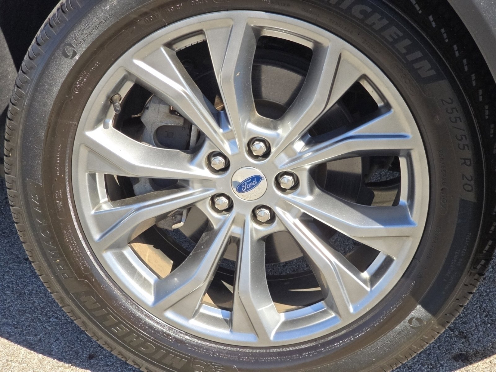 Used 2022 Ford Explorer XLT w/ Equipment Group 202A image 13