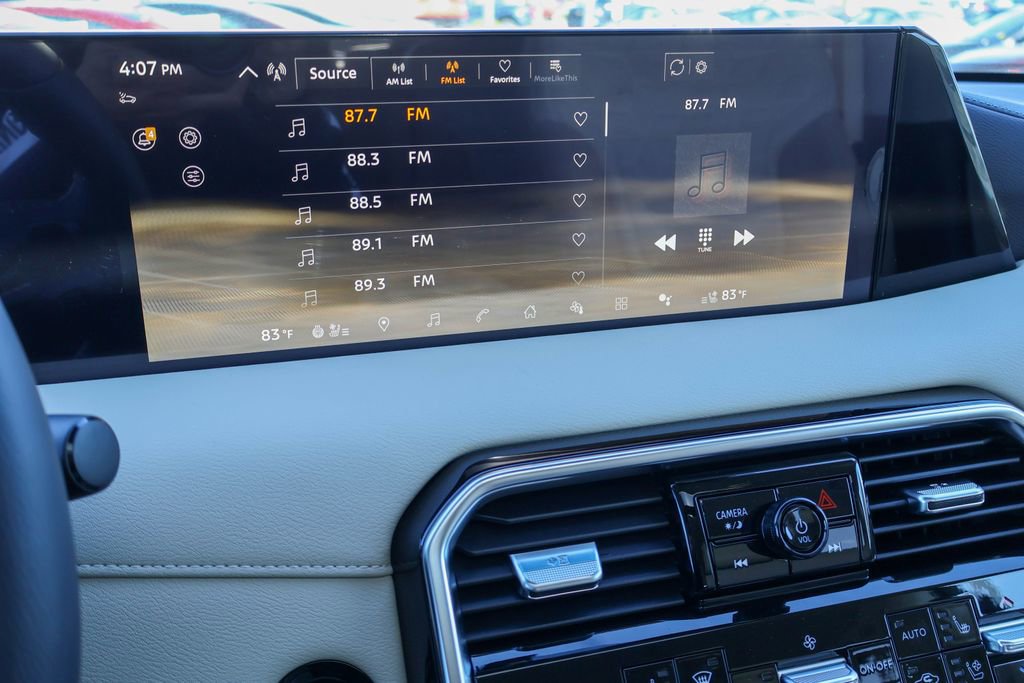 New 2026 Nissan Armada Platinum image 3