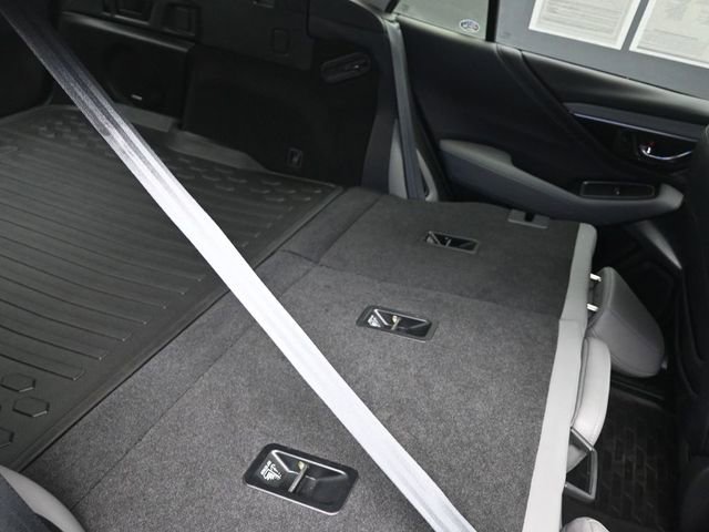 Certified 2025 Subaru Outback Limited image 29