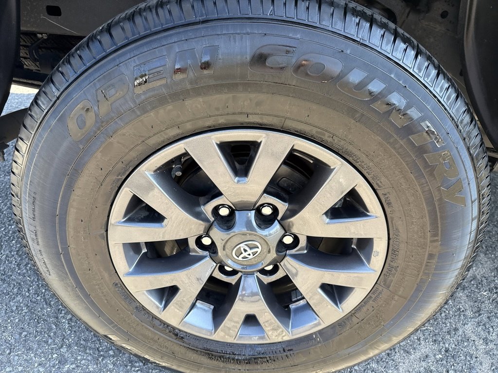 Certified 2023 Toyota Tacoma SR5 image 8