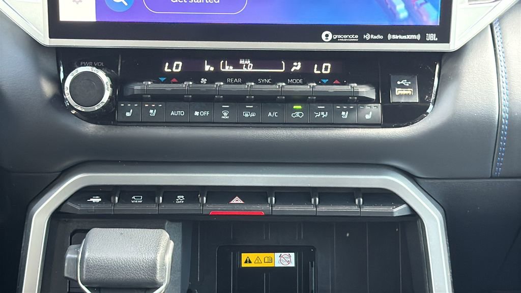 Used 2024 Toyota Sequoia Platinum AWD/4WD image 26