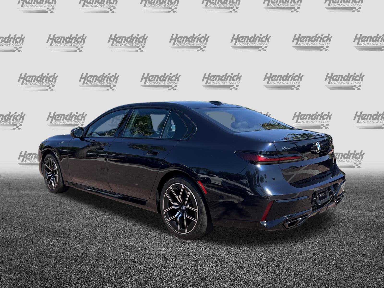 Certified 2024 BMW 760i xDrive AWD/4WD image 8