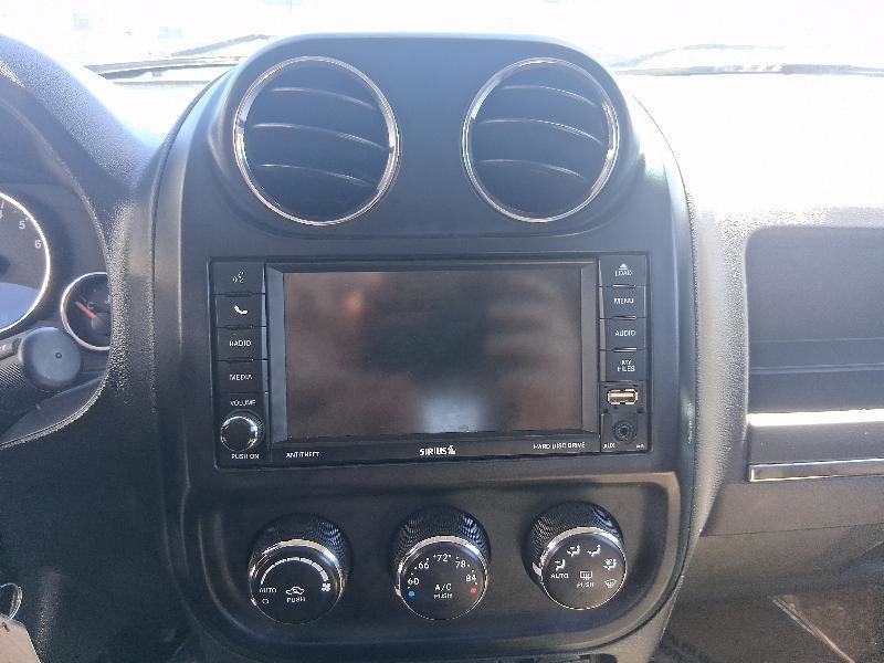 Used 2013 Jeep Patriot Limited w/ Sun/Sound Group FWD image 30