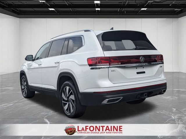 Used 2024 Volkswagen Atlas SEL AWD/4WD image 3
