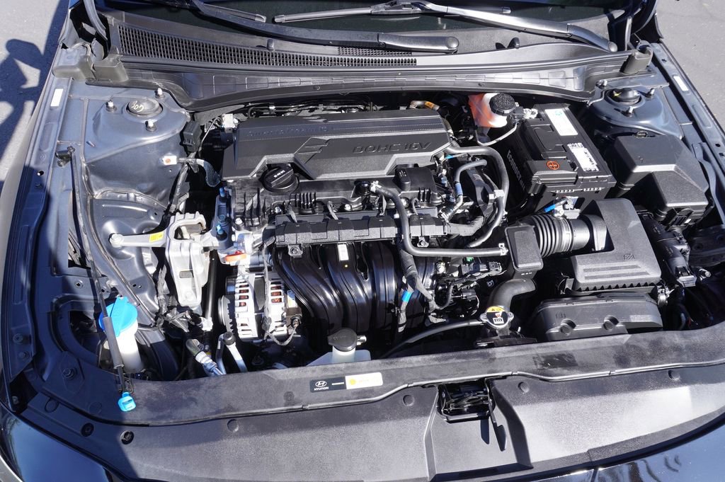 Used 2024 Hyundai Elantra SEL image 7