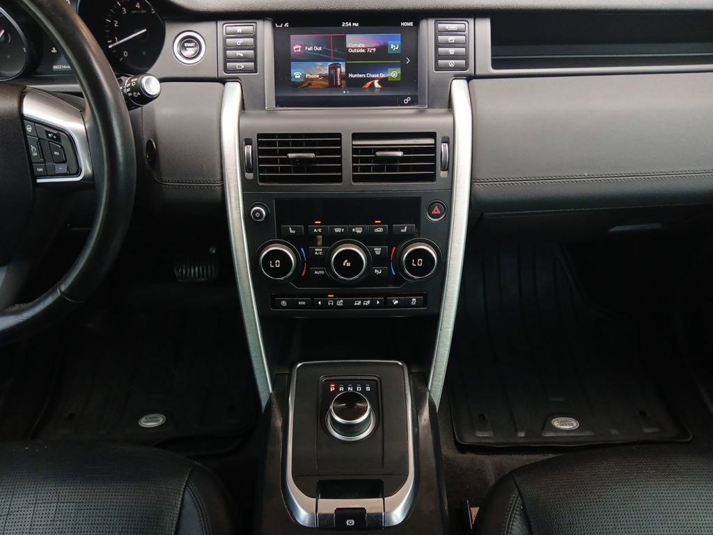 Used 2019 Land Rover Discovery Sport HSE AWD/4WD image 3