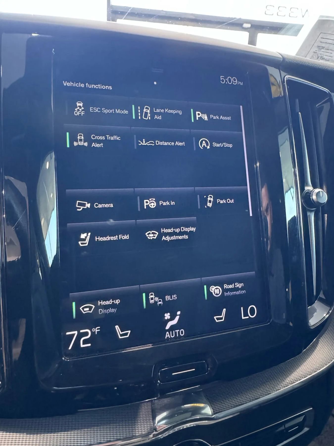 Used 2019 Volvo XC60 T5 R-Design w/ Protection Package Premier image 33