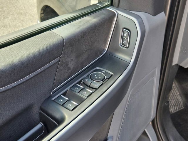 Used 2025 Ford F150 XLT w/ Equipment Group 301A Standard image 14