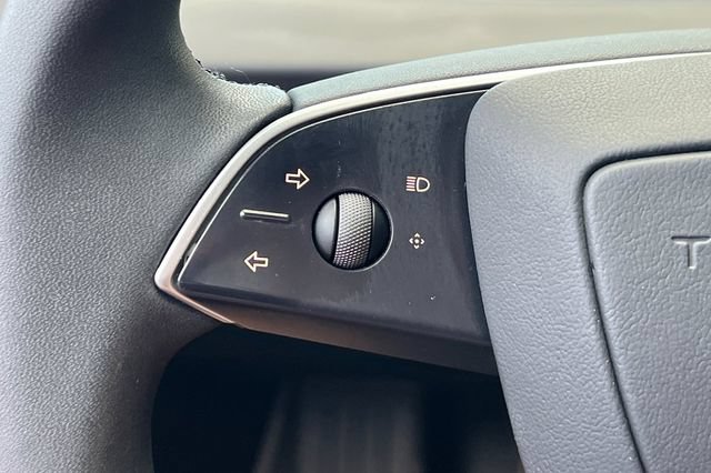 Used 2025 Tesla Model 3 Long Range RWD image 30