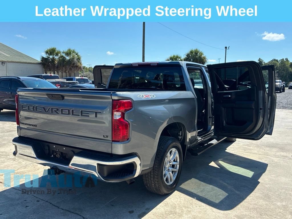Used 2021 Chevrolet Silverado 1500 LT w/ LPO, Dark Essentials Package AWD/4WD image 17