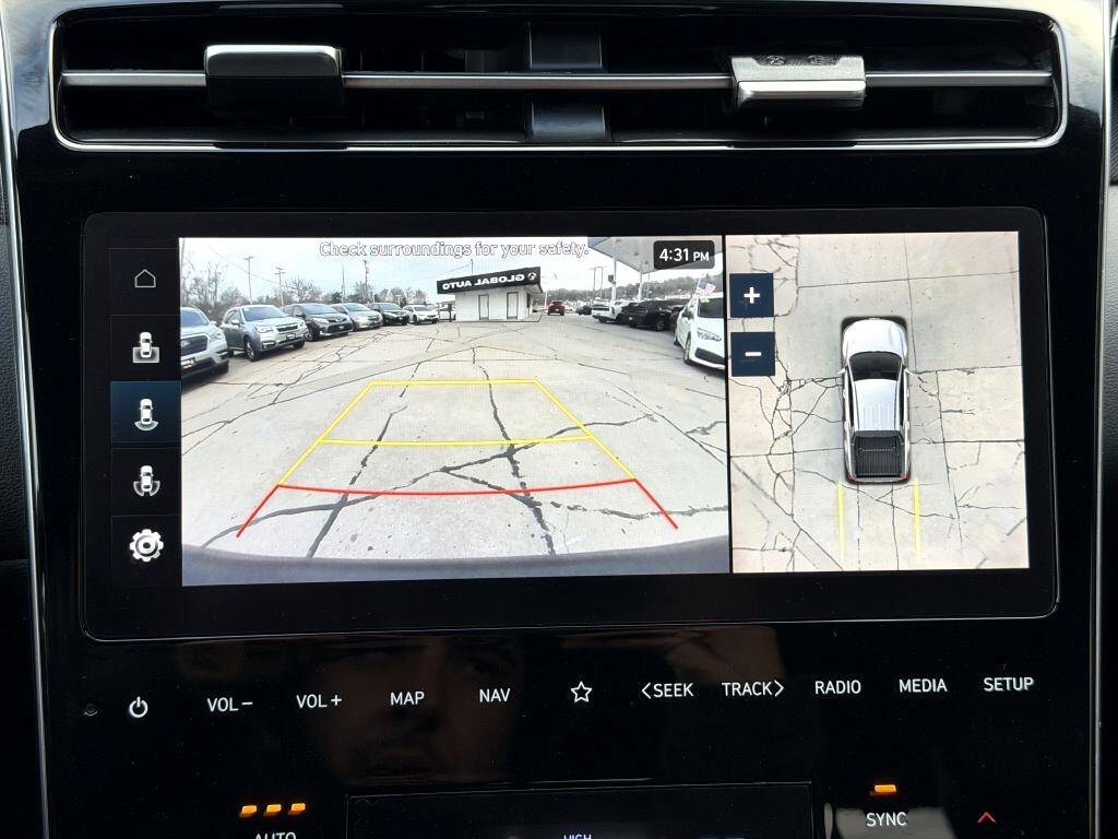 Used 2024 Hyundai Santa Cruz Limited image 17