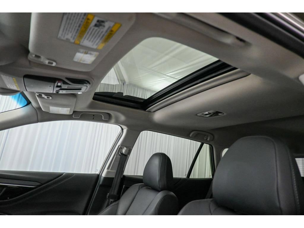 Used 2021 Subaru Outback Limited XT image 11