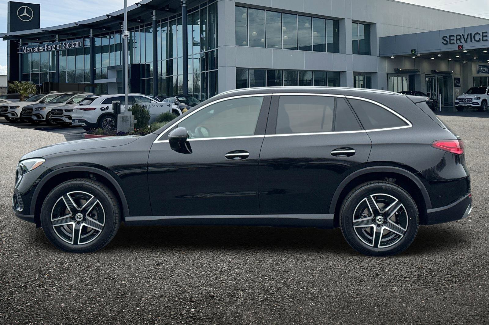 New 2026 Mercedes-Benz GLC 300 4MATIC image 7