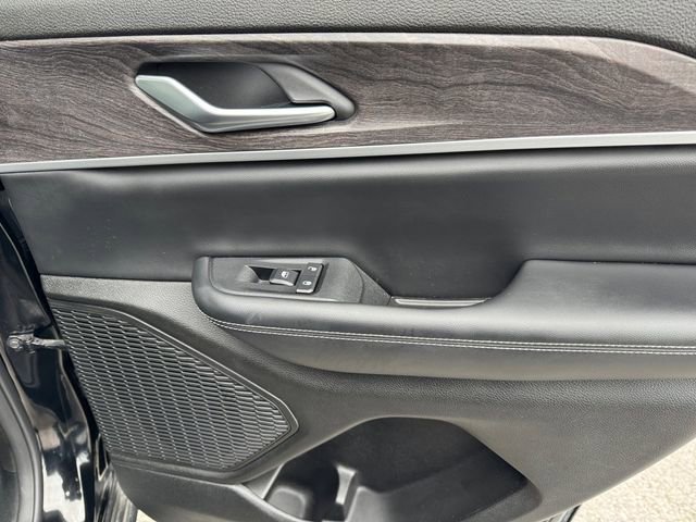 Certified 2023 Jeep Grand Cherokee Limited w/ Black Appearance Package AWD/4WD image 30