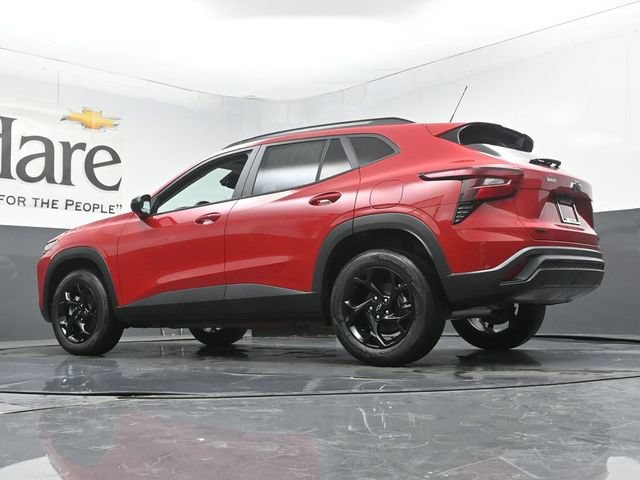 New 2026 Chevrolet Trax LT w/ Midnight Edition FWD image 33