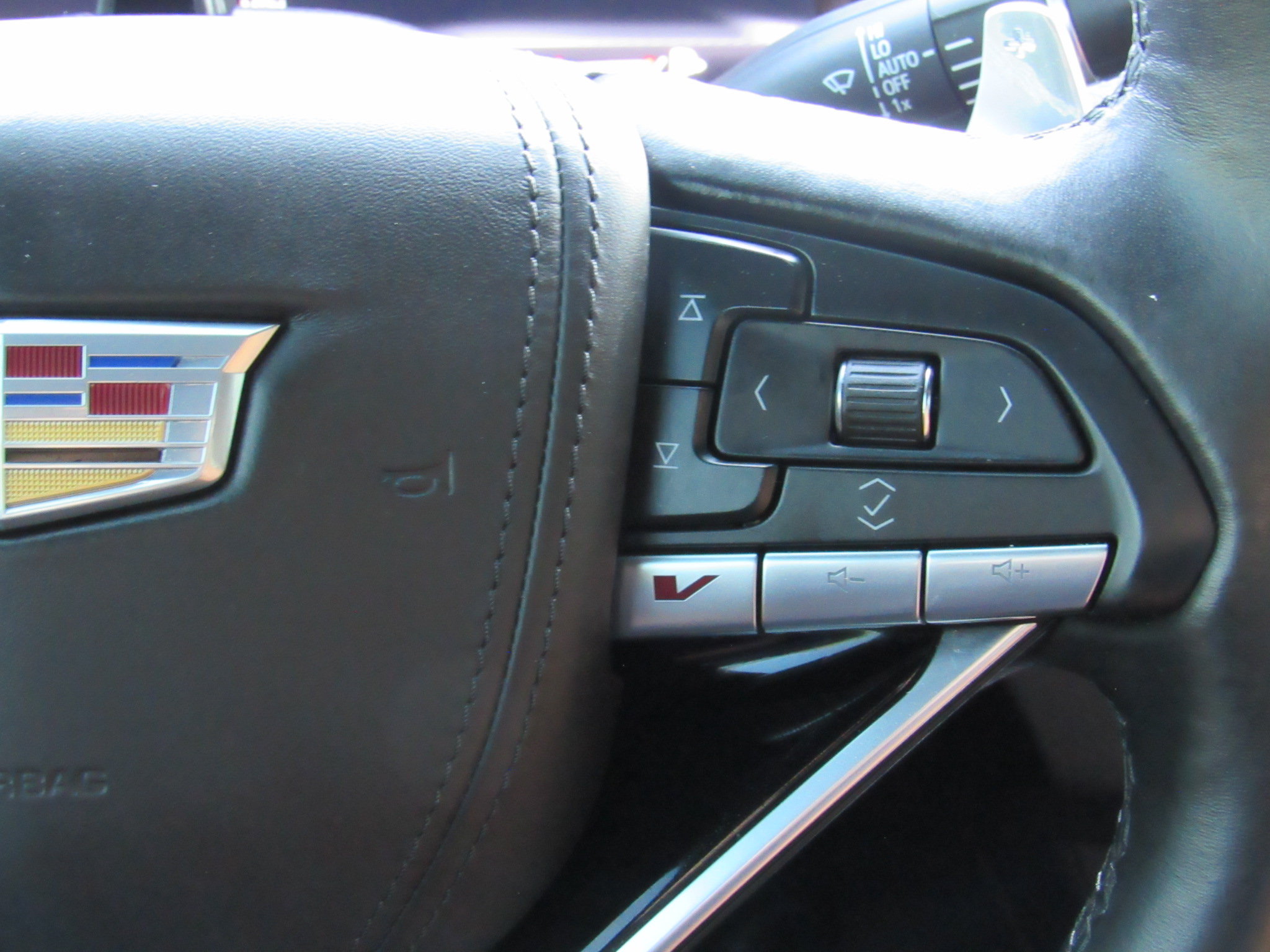 Used 2023 Cadillac CT5 V w/ Platinum Package AWD/4WD image 20