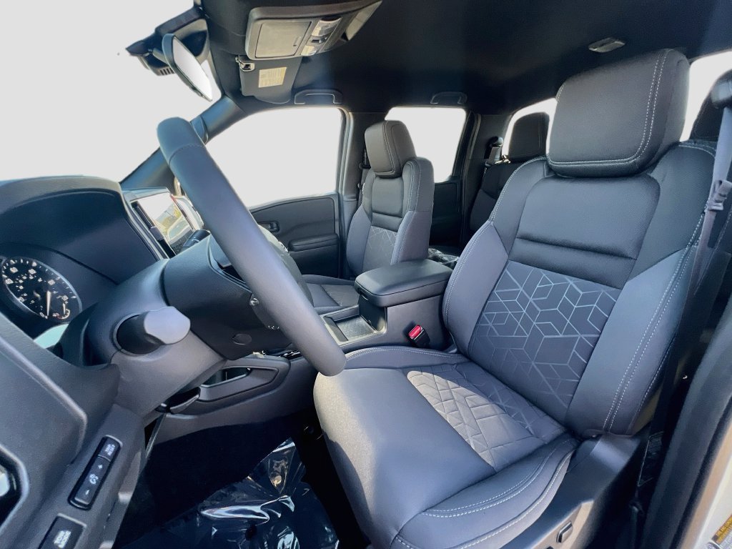 New 2027 Nissan Frontier SV w/ SV Convenience Package RWD image 20