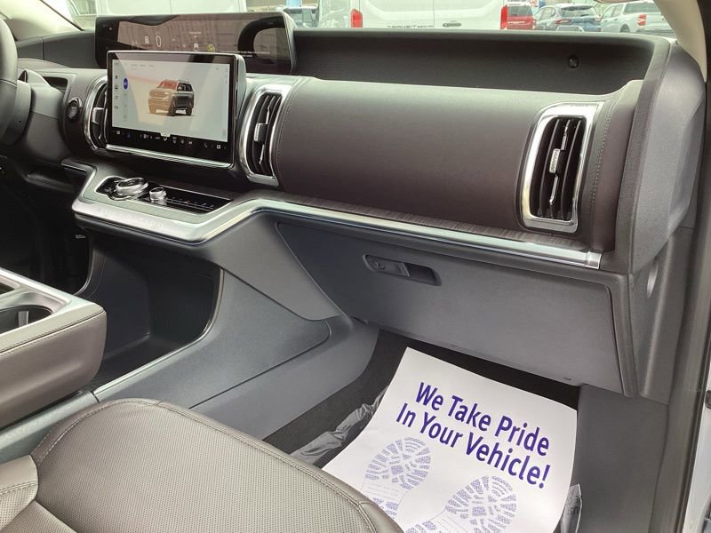 New 2026 Ford Expedition Platinum w/ Platinum Ultimate Package image 29