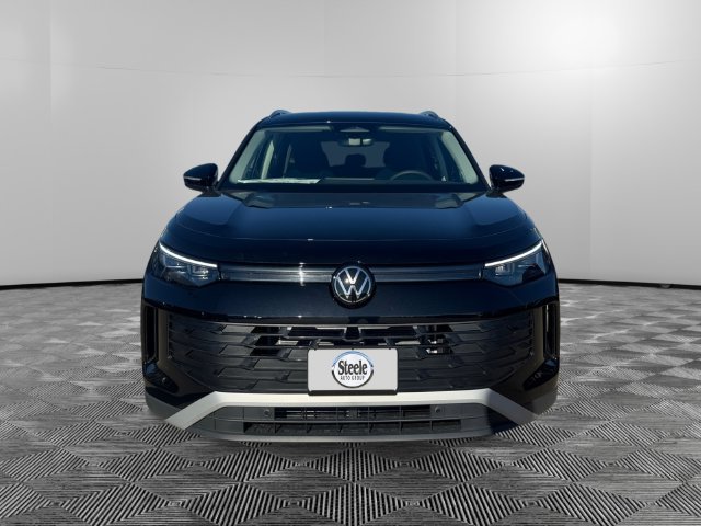 New 2026 Volkswagen Tiguan S FWD image 8