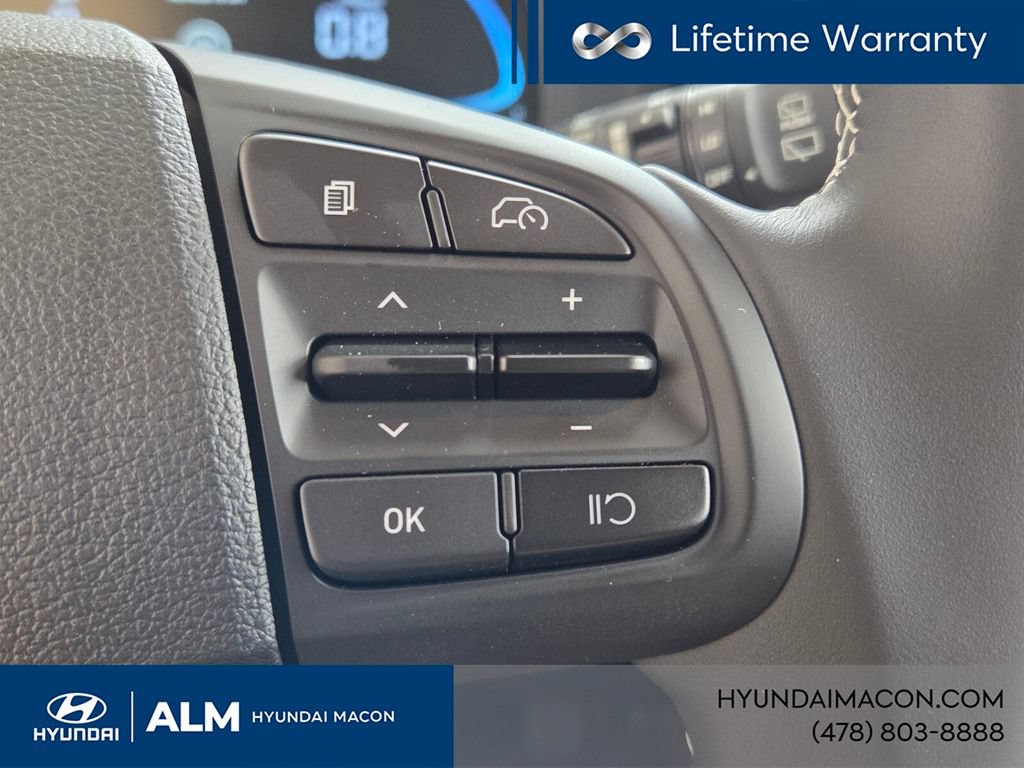 New 2025 Hyundai Venue Limited FWD image 25