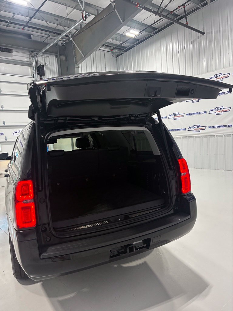 Used 2020 Chevrolet Suburban LT AWD/4WD image 32