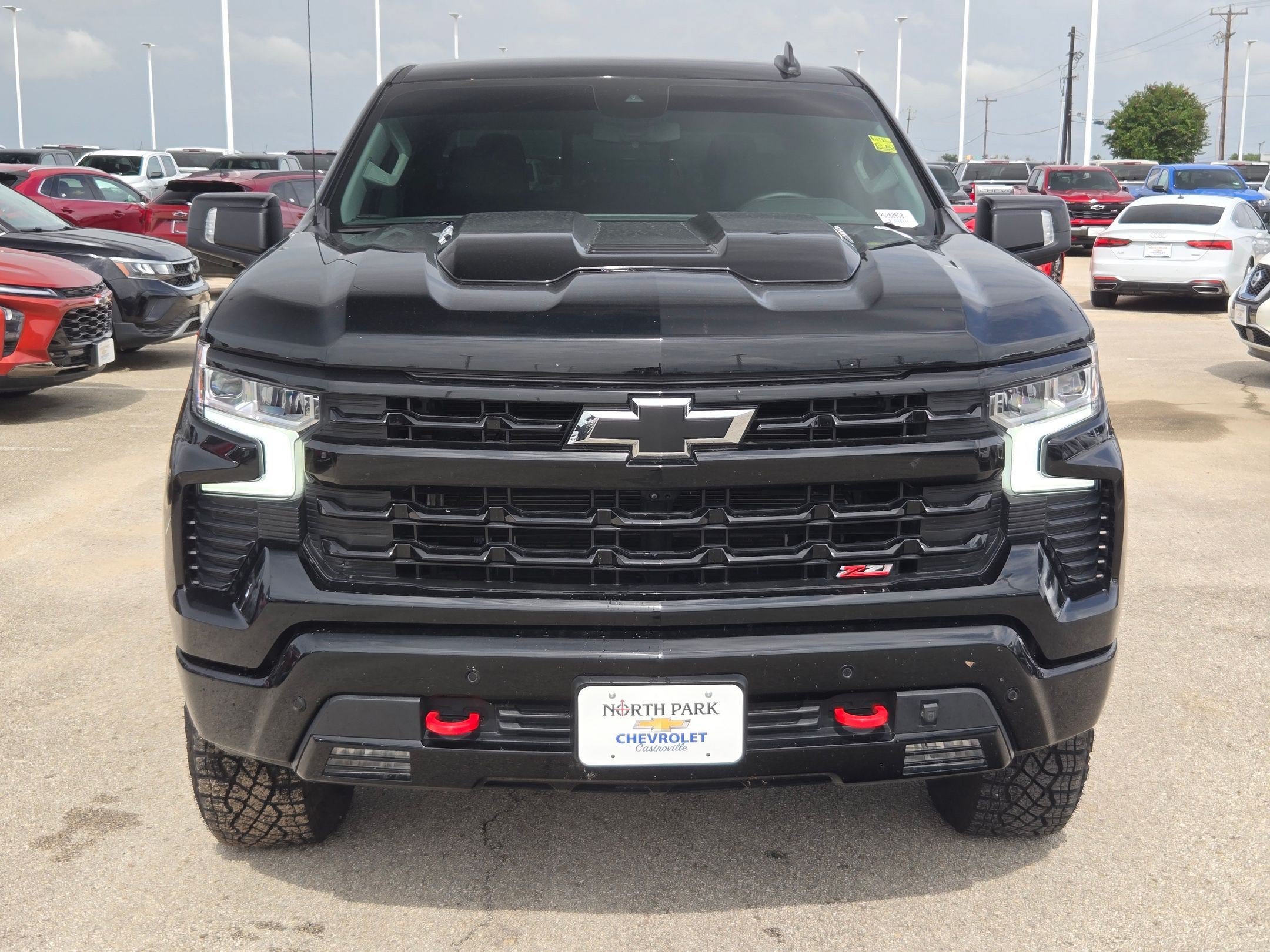 Certified 2024 Chevrolet Silverado 1500 LT Trail Boss w/ LT Trail Boss Premium Package AWD/4WD image 8