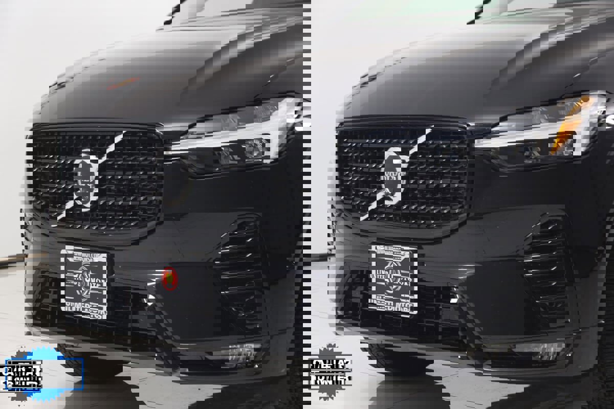 Used 2025 Volvo XC60 B5 Plus image 54
