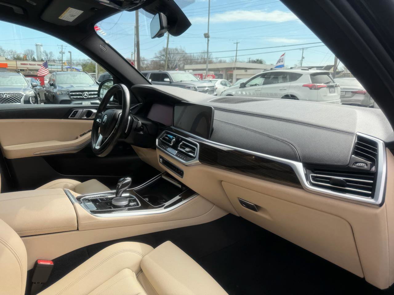 Used 2019 BMW X5 xDrive40i w/ Convenience Package AWD/4WD image 22