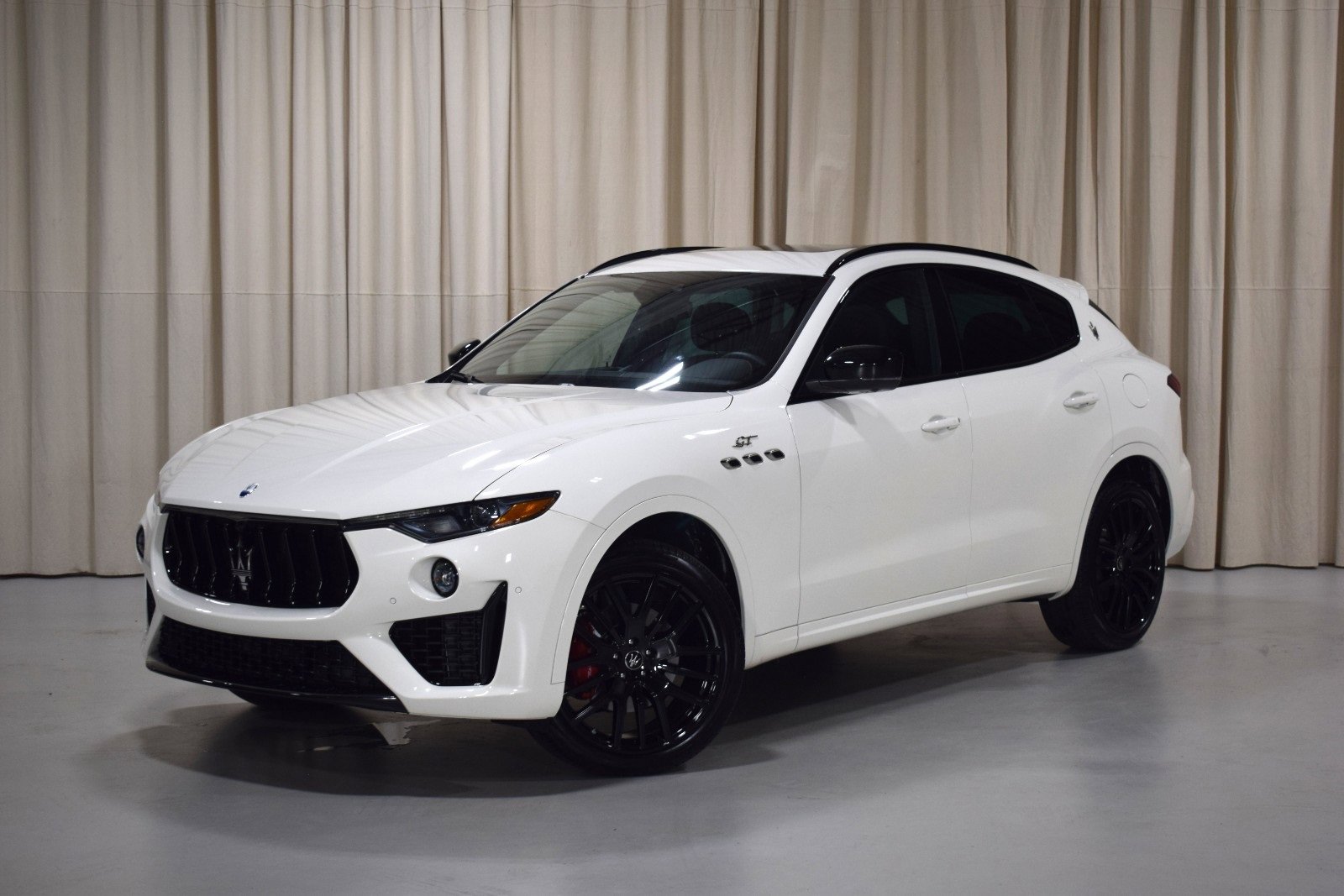 Certified 2022 Maserati Levante GT image 1