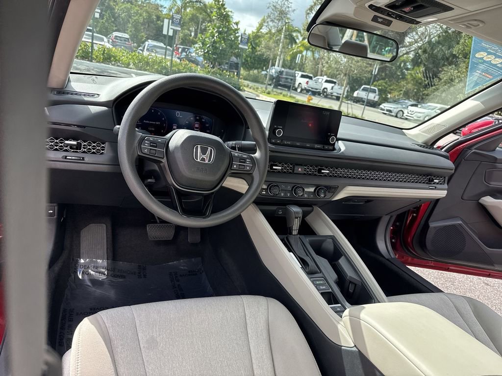 Used 2024 Honda Accord EX image 35