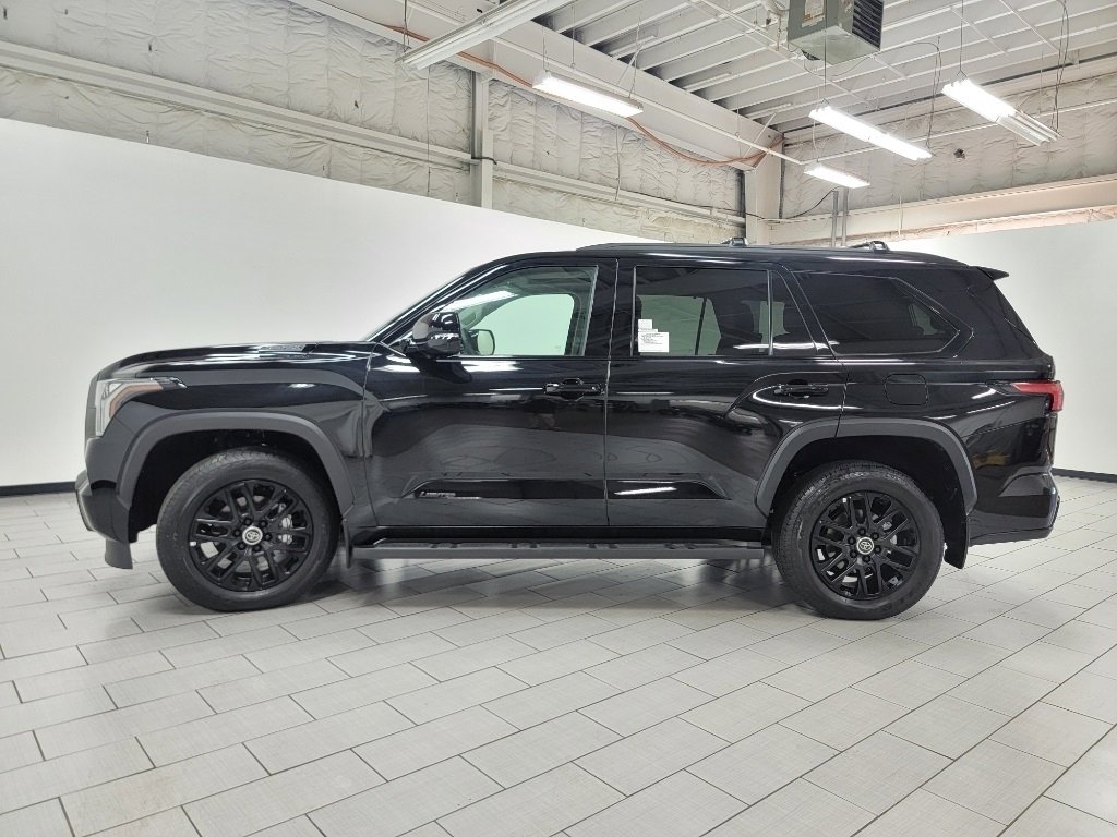 Used 2024 Toyota Sequoia Limited image 15