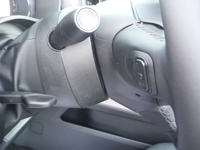 New 2026 RAM 1500 4x4 Crew Cab image 48