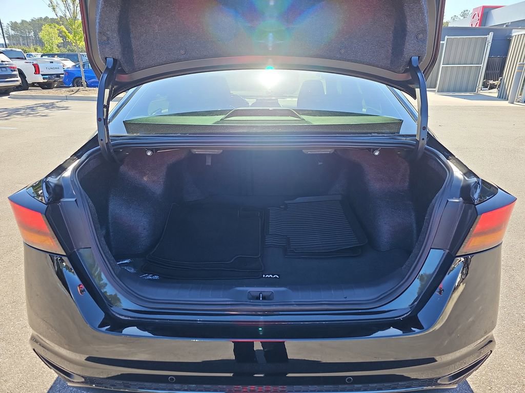 Used 2025 Nissan Altima 2.5 S image 15