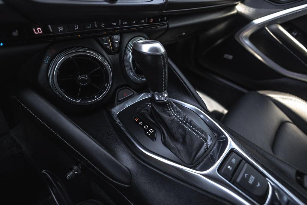 Used 2021 Chevrolet Camaro SS RWD image 16