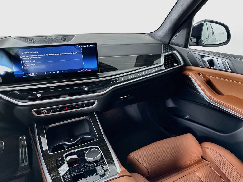 Certified 2024 BMW X7 xDrive40i w/ M Sport Package AWD/4WD image 24