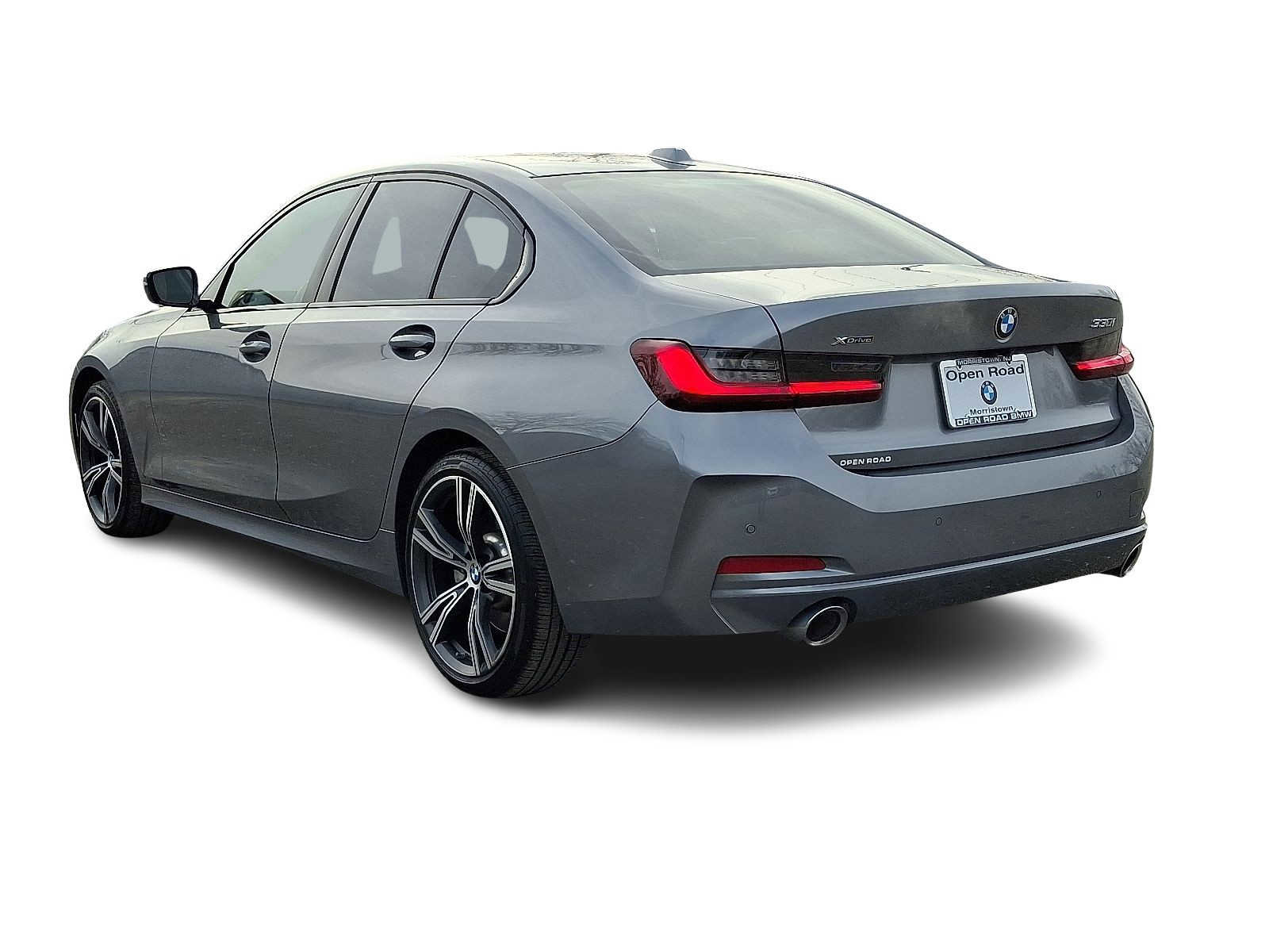 Certified 2023 BMW 330i xDrive Sedan w/ Premium Package image 4