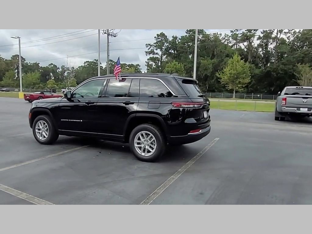 New 2025 Jeep Grand Cherokee Laredo X w/ Luxury Tech Group I image 29