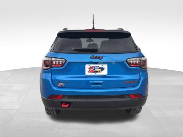 Used 2024 Jeep Compass Trailhawk w/ Sun and Sound Group image 7