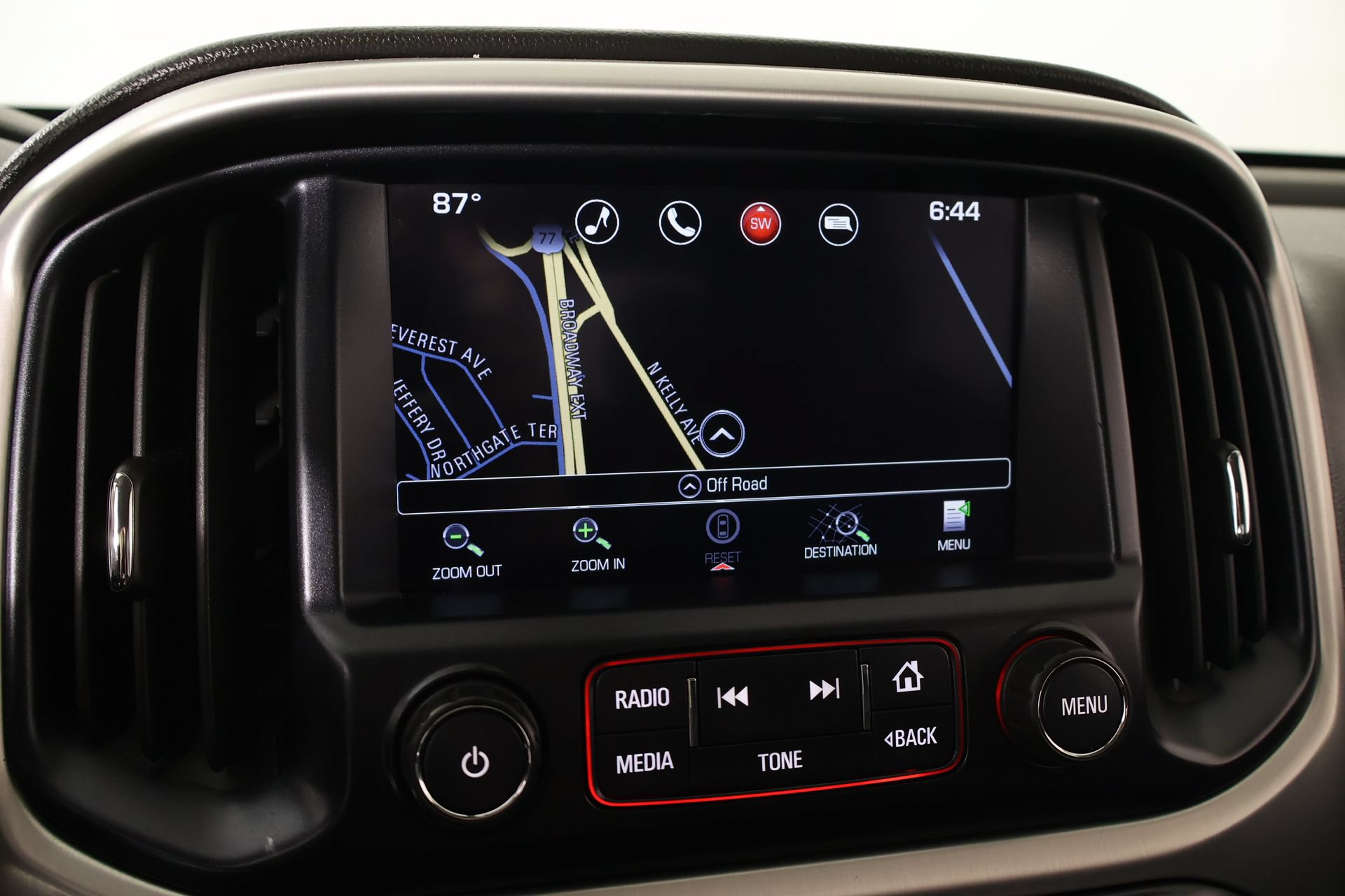 Used 2016 GMC Canyon SLE w/ SLE Convenience Package RWD image 7