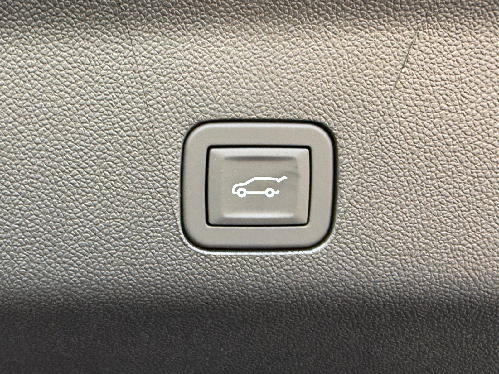 New 2026 GMC Yukon Elevation w/ Elevation Premium Package image 18