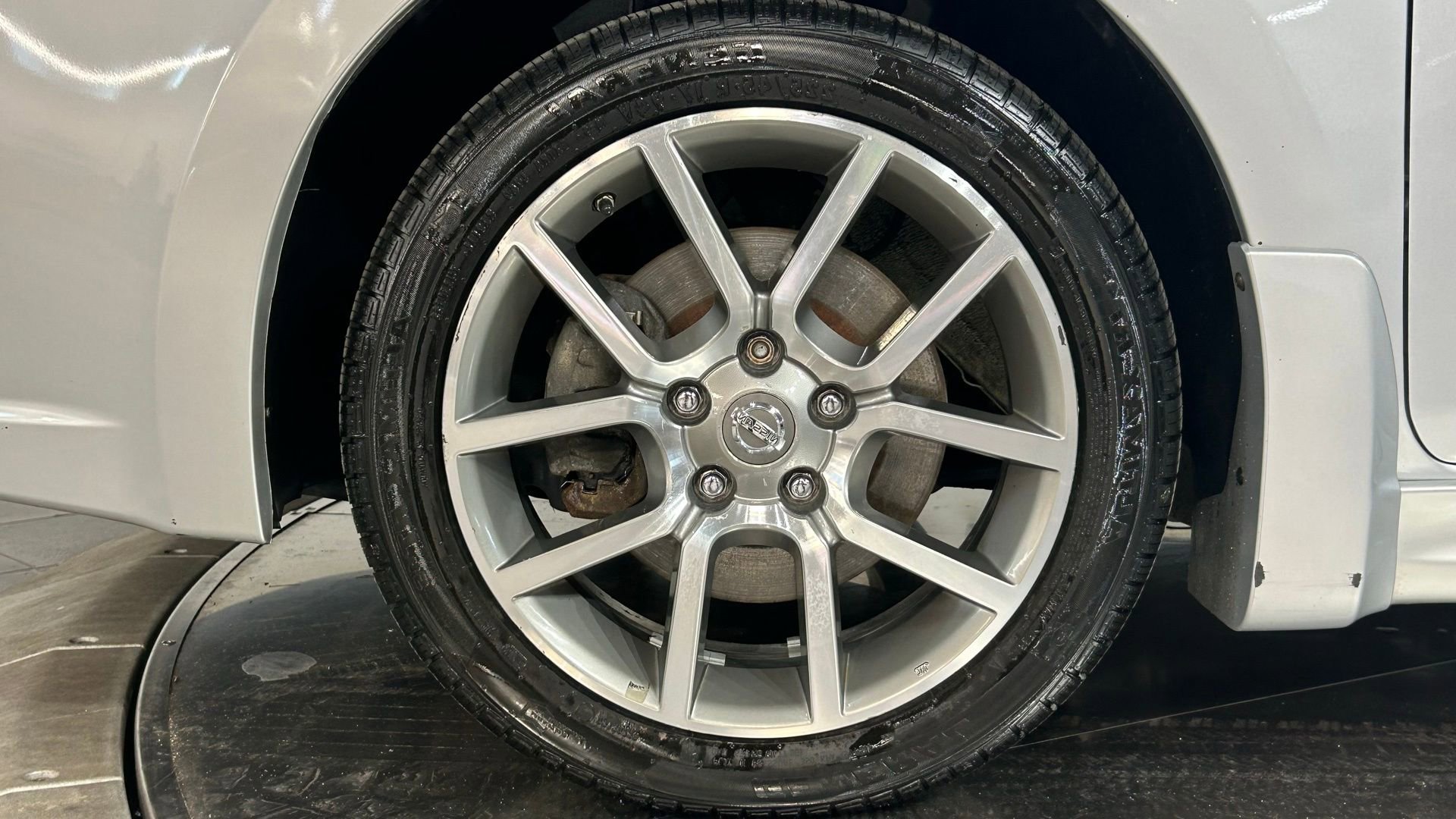 Used 2008 Nissan Sentra SE-R w/ Sunroof Pkg FWD image 22