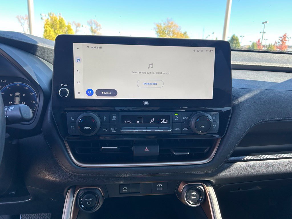 Used 2025 Toyota Grand Highlander AWD Hybrid image 18