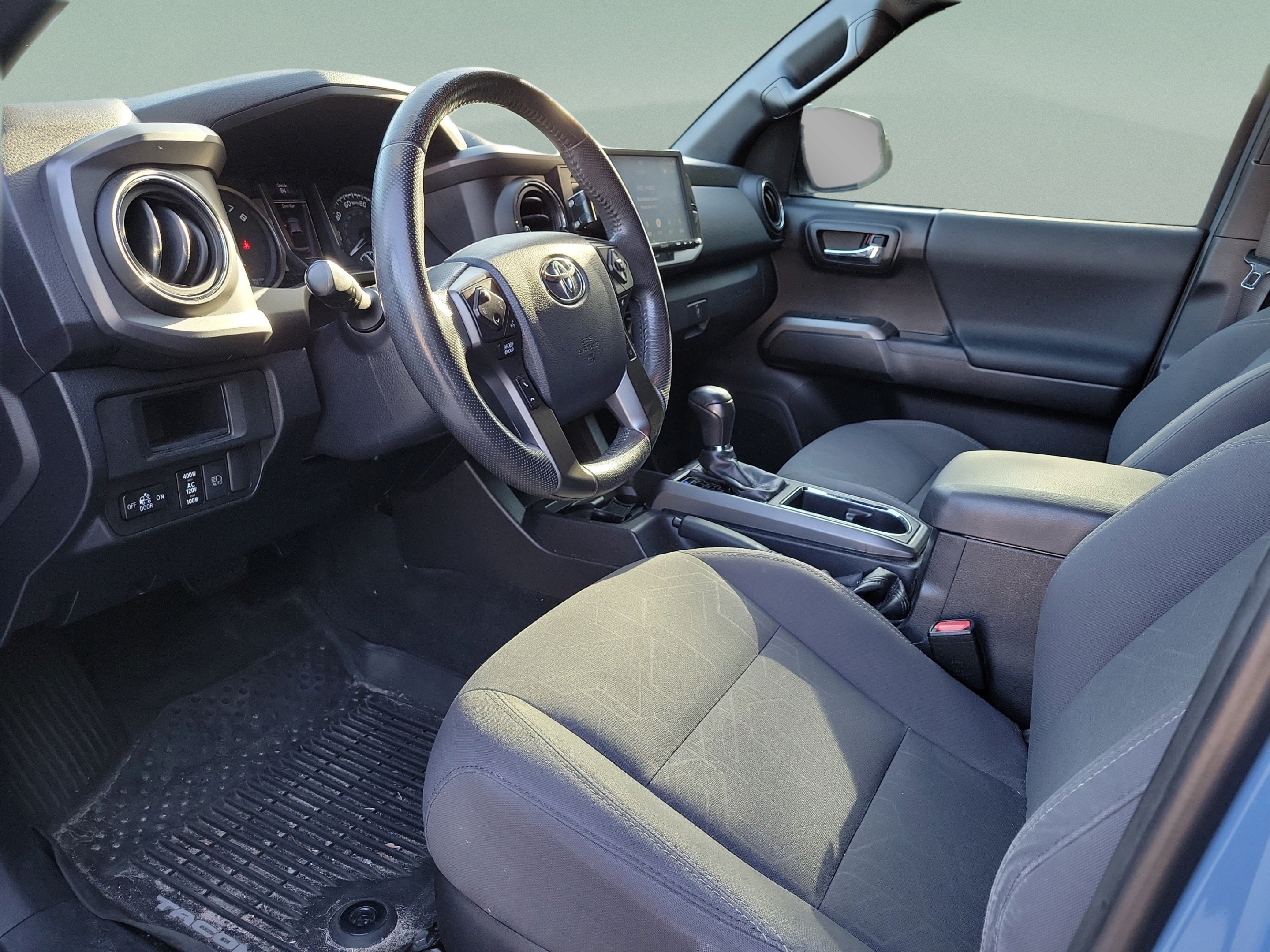 Used 2019 Toyota Tacoma TRD Off-Road w/ Technology Package RWD image 14