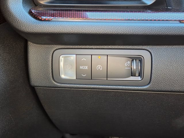 Certified 2024 Chevrolet Traverse RS FWD image 37