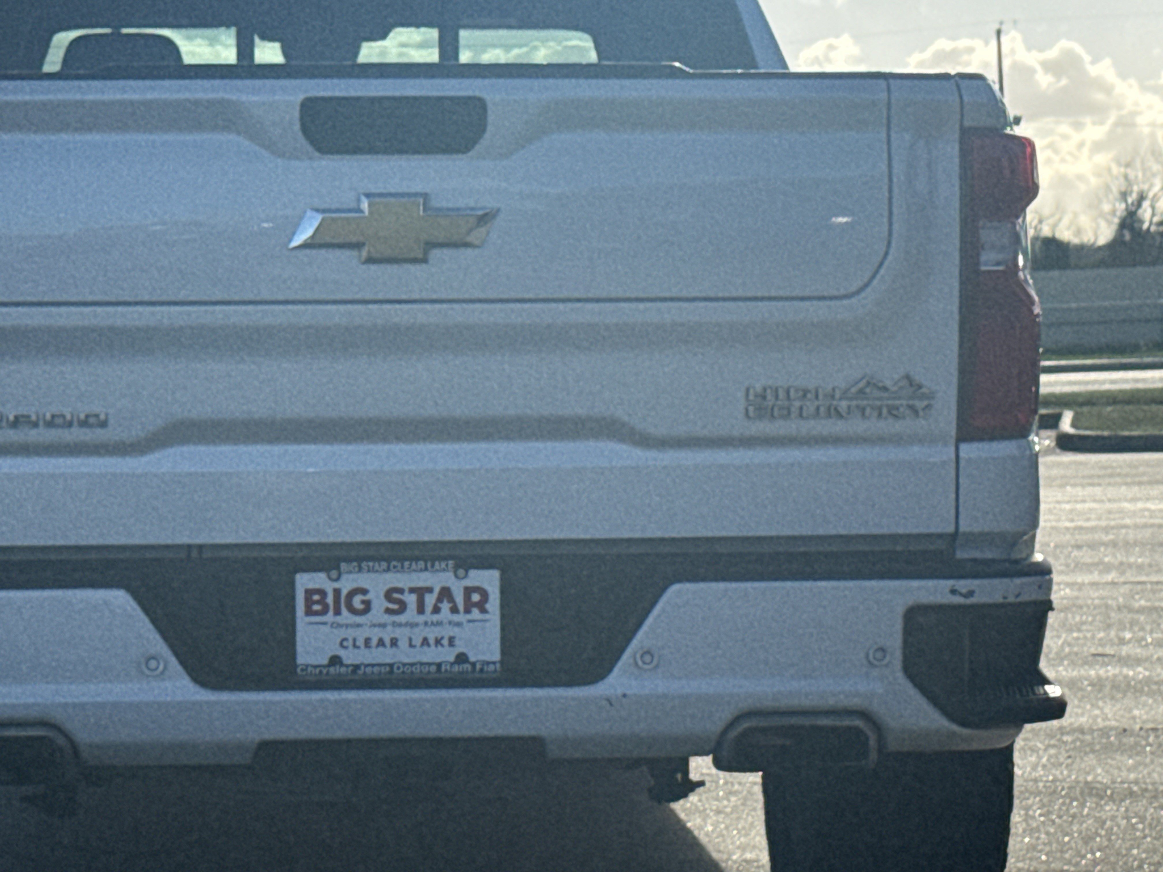 Used 2024 Chevrolet Silverado 1500 High Country w/ Technology Package image 11