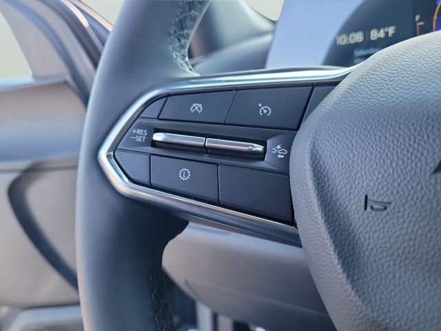 New 2026 Chevrolet Equinox LT w/ Safety and Technology Package FWD image 21