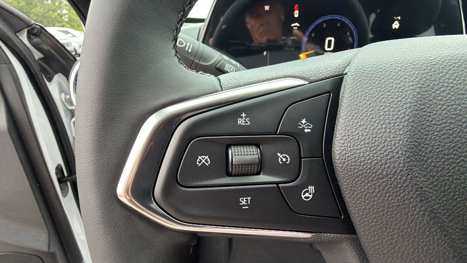 New 2026 Chevrolet Trax LT w/ Driver Confidence Package FWD image 22