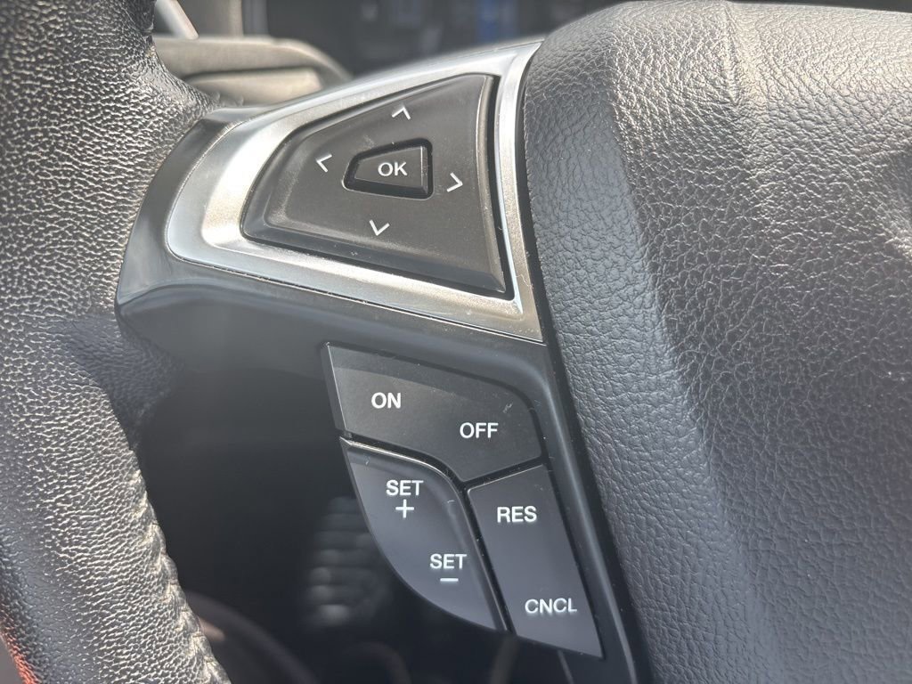 Used 2023 Ford Edge SEL image 27