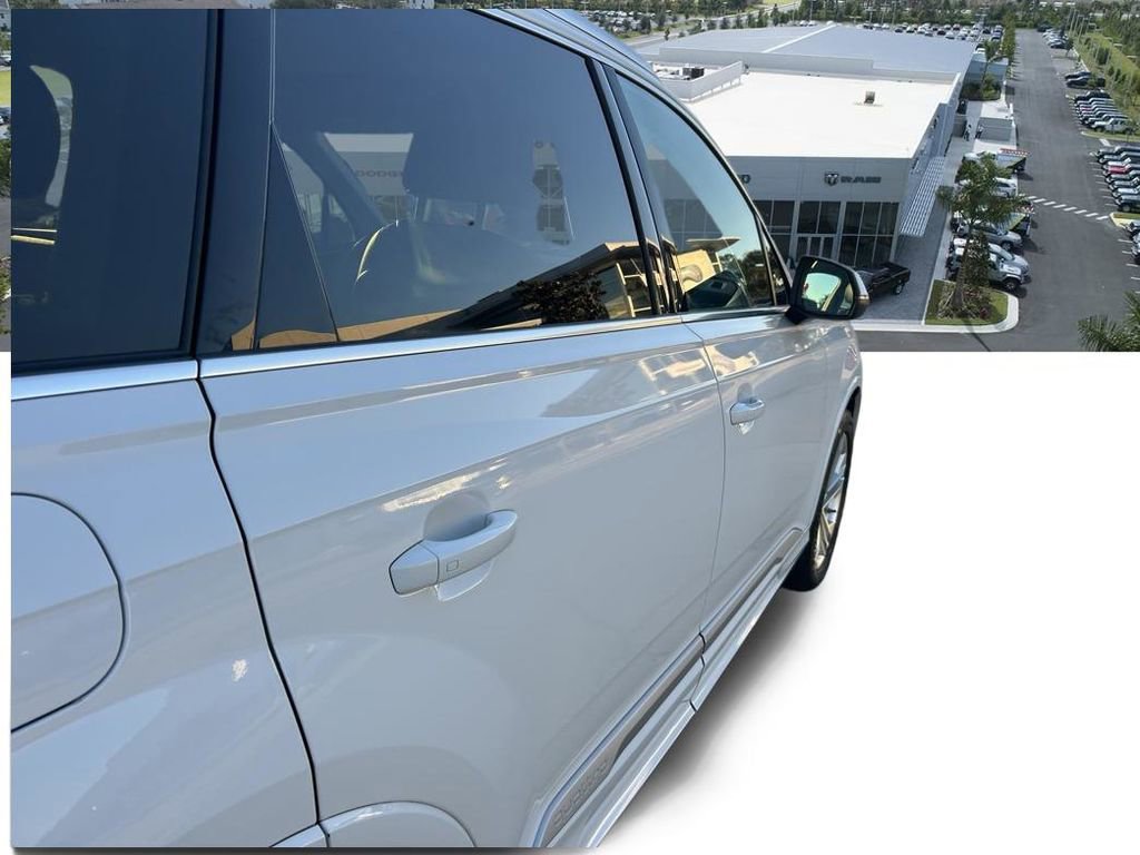Used 2023 Audi Q7 2.0T Premium w/ Towing Package image 33