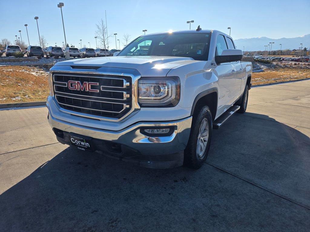 Used 2017 GMC Sierra 1500 SLE w/ SLE Value Package image 3